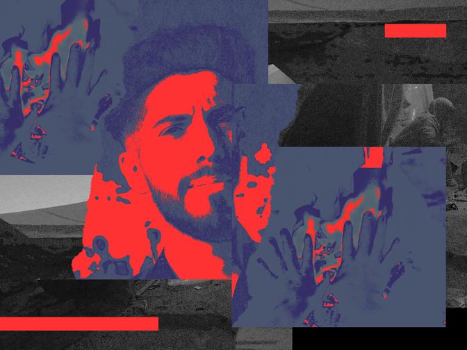 Abstrakte Collage mit einem rot-blauen Porträt eines Mannes, überlagert von verzerrten Handabdrücken und einem strukturierten Hintergrund