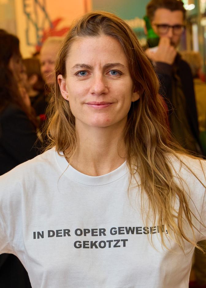 Ein Portrait von Florentina Holzinger