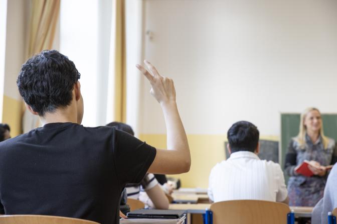 Blick in ein Klassenzimmer in einer Mittelschule in Wien - Ottakring.